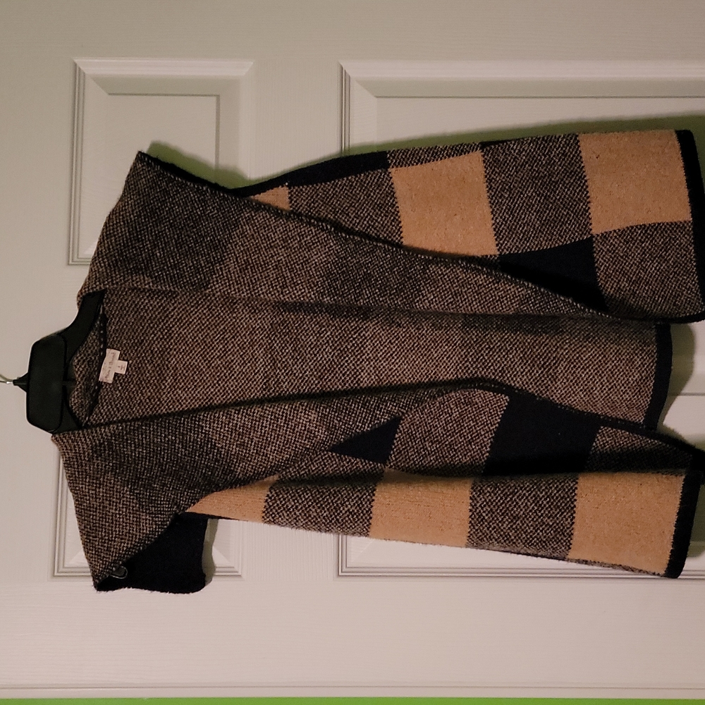 Small sweater material vest